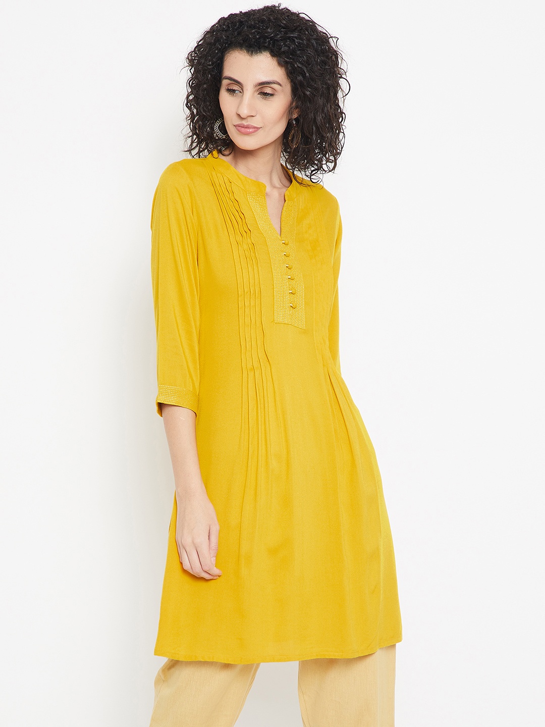 

Karigari Women Mustard Yellow Solid Straight Kurta