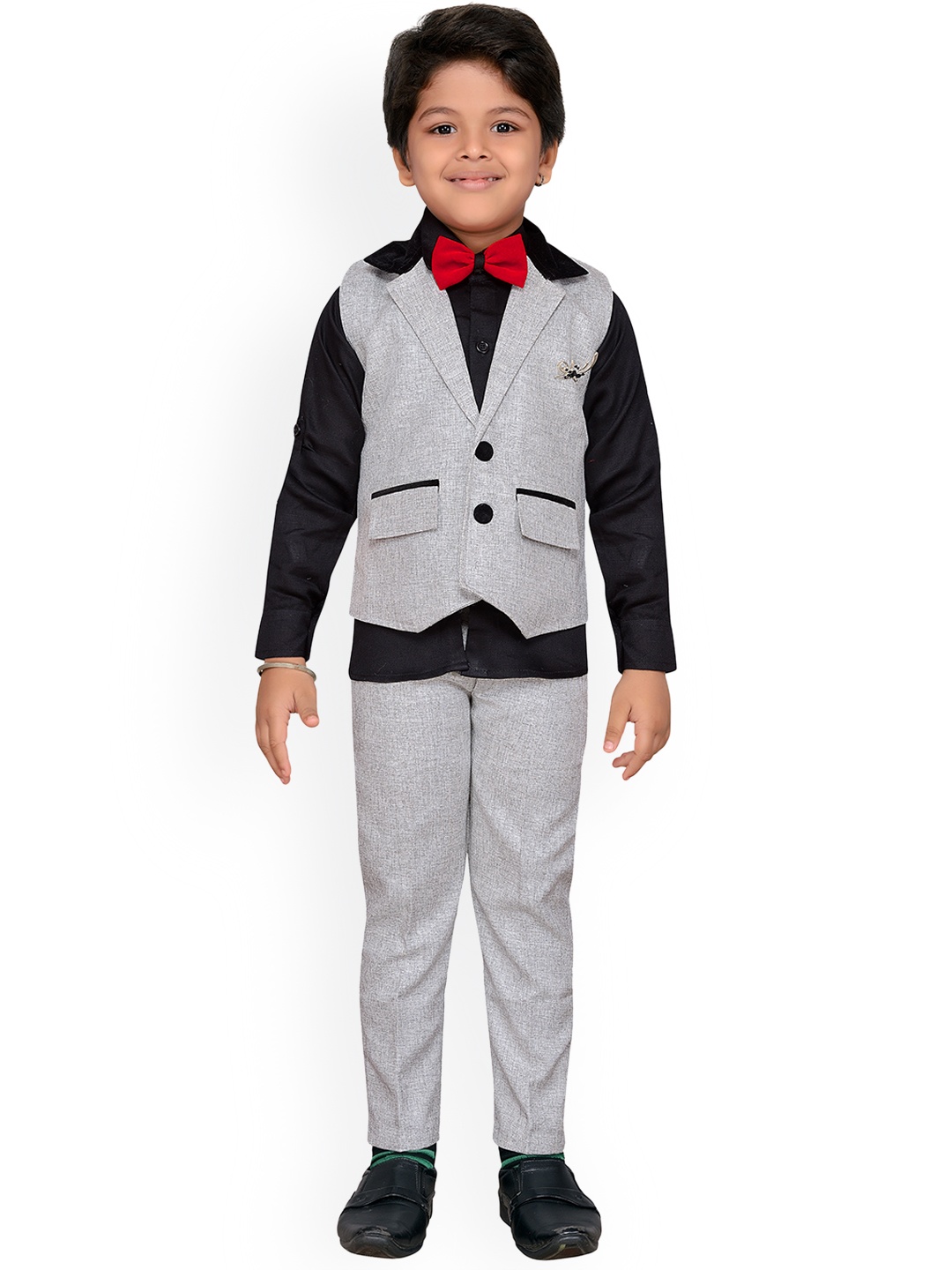 

Aj DEZInES Boys Black & Grey Solid Shirt with Trousers & Waistcoat