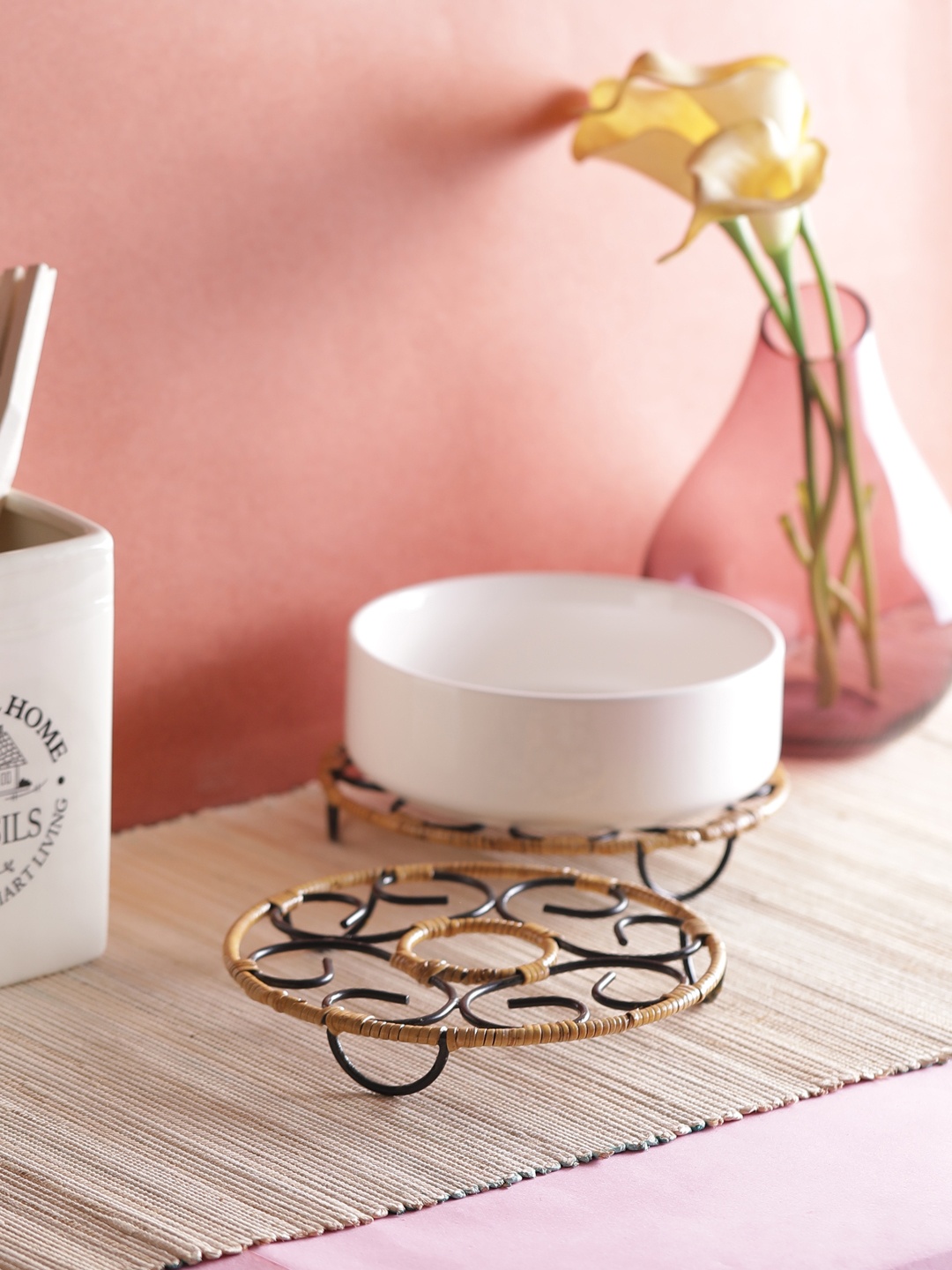 

VarEesha Beige & Black Handcrafted Bamboo Coasters
