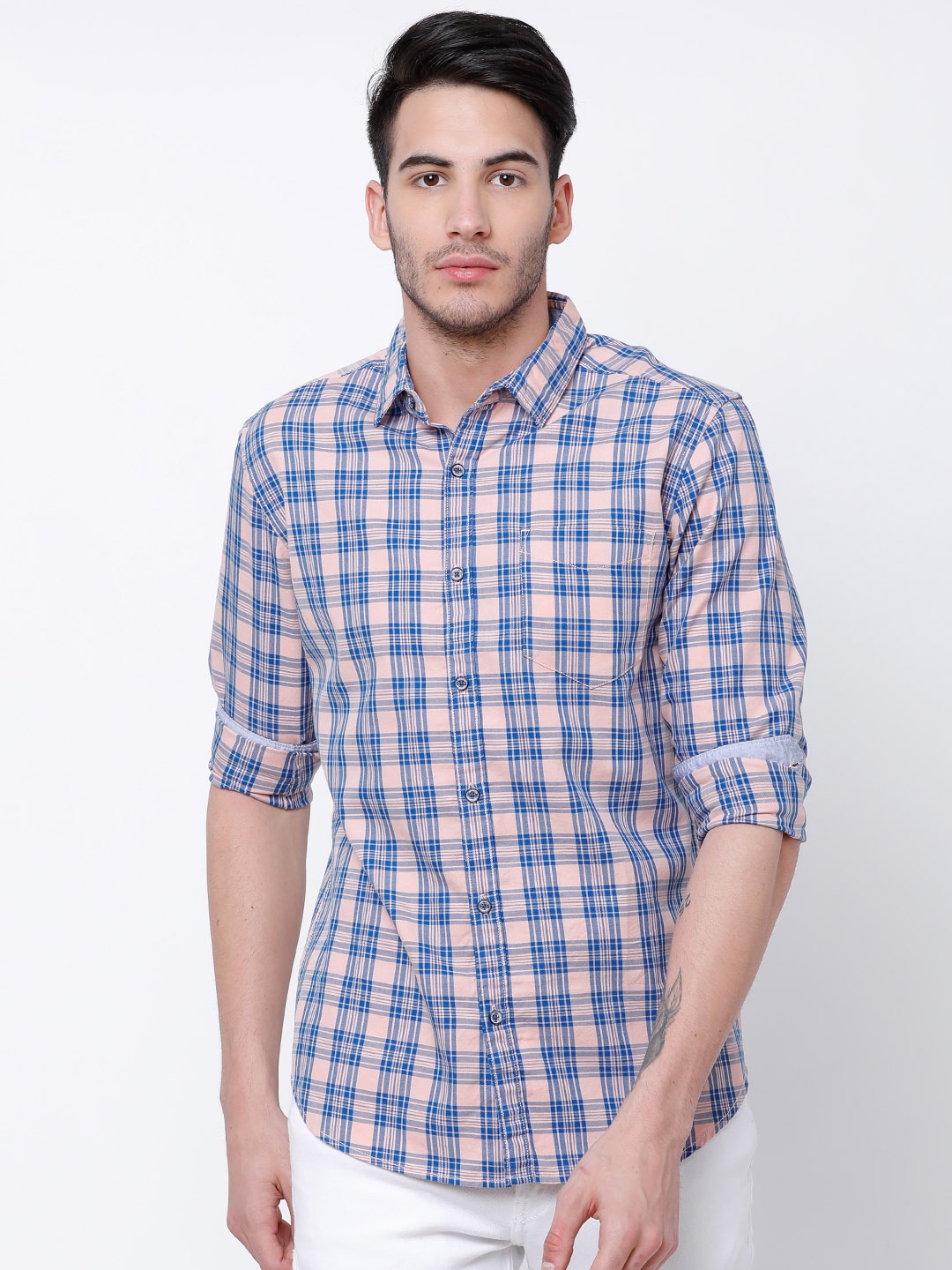 

LOCOMOTIVE Men Blue & Pink Slim Fit Checked Casual Shirt