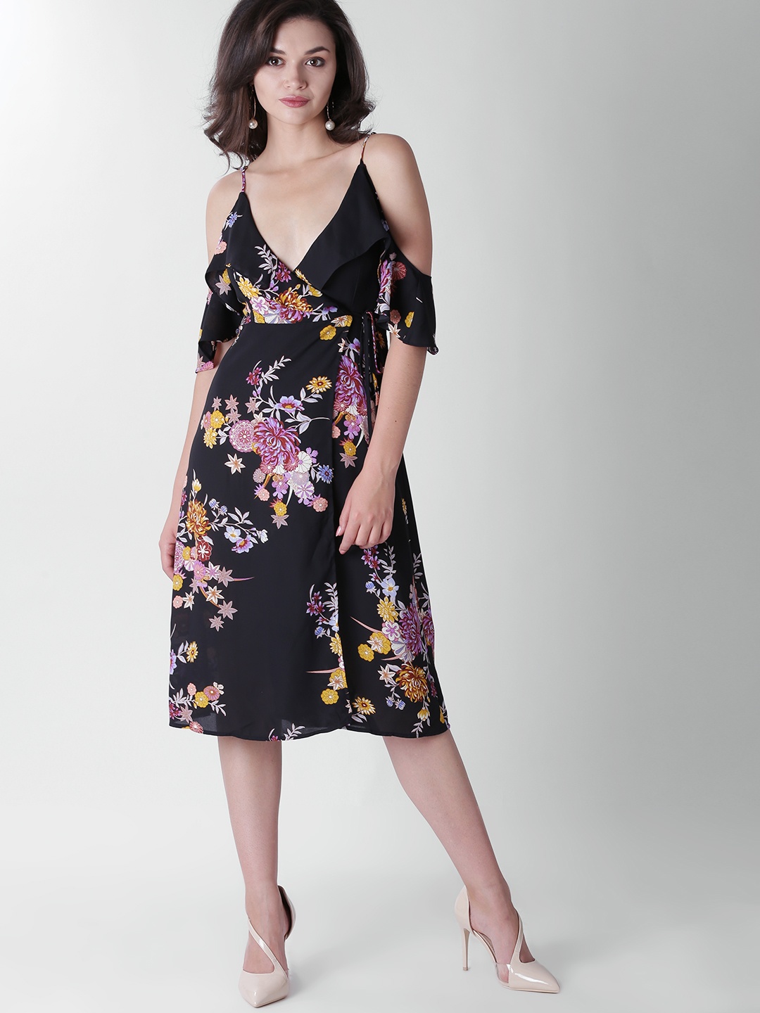 

FOREVER 21 Women Black Floral Print Wrap Dress