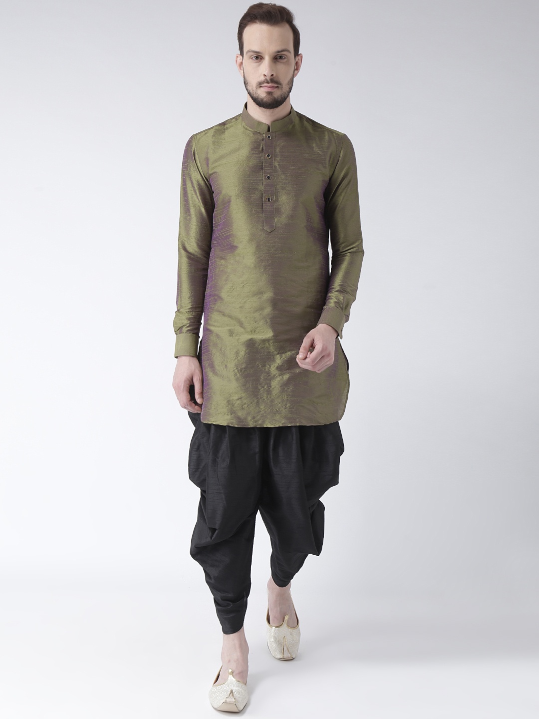 

DEYANN Men Green & Black Solid Kurta with Patiala