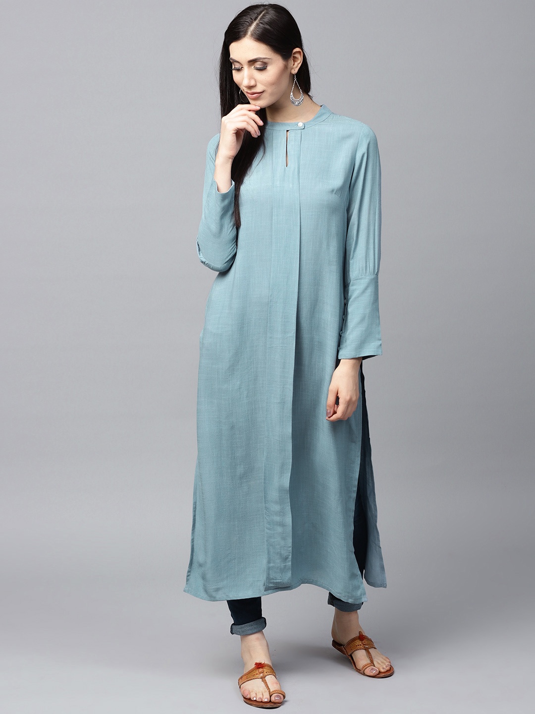 

AKS Women Blue Solid Straight Kurta