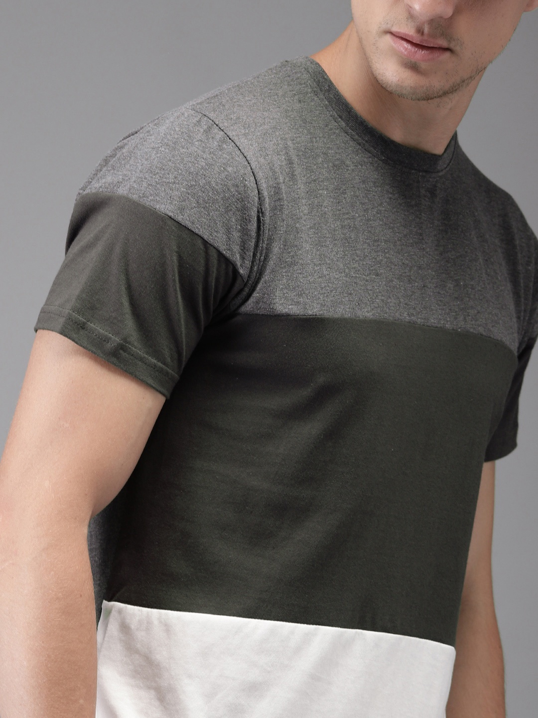 

Moda Rapido Men Grey White Colourblocked Round Neck Pure Cotton T-shirt