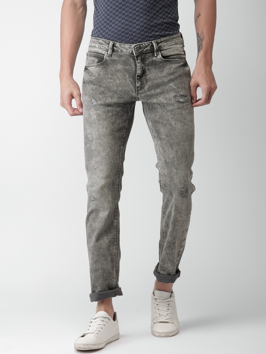 

Celio Men Grey Slim Fit Mid-Rise Mildly Distressed Stretchable Jeans