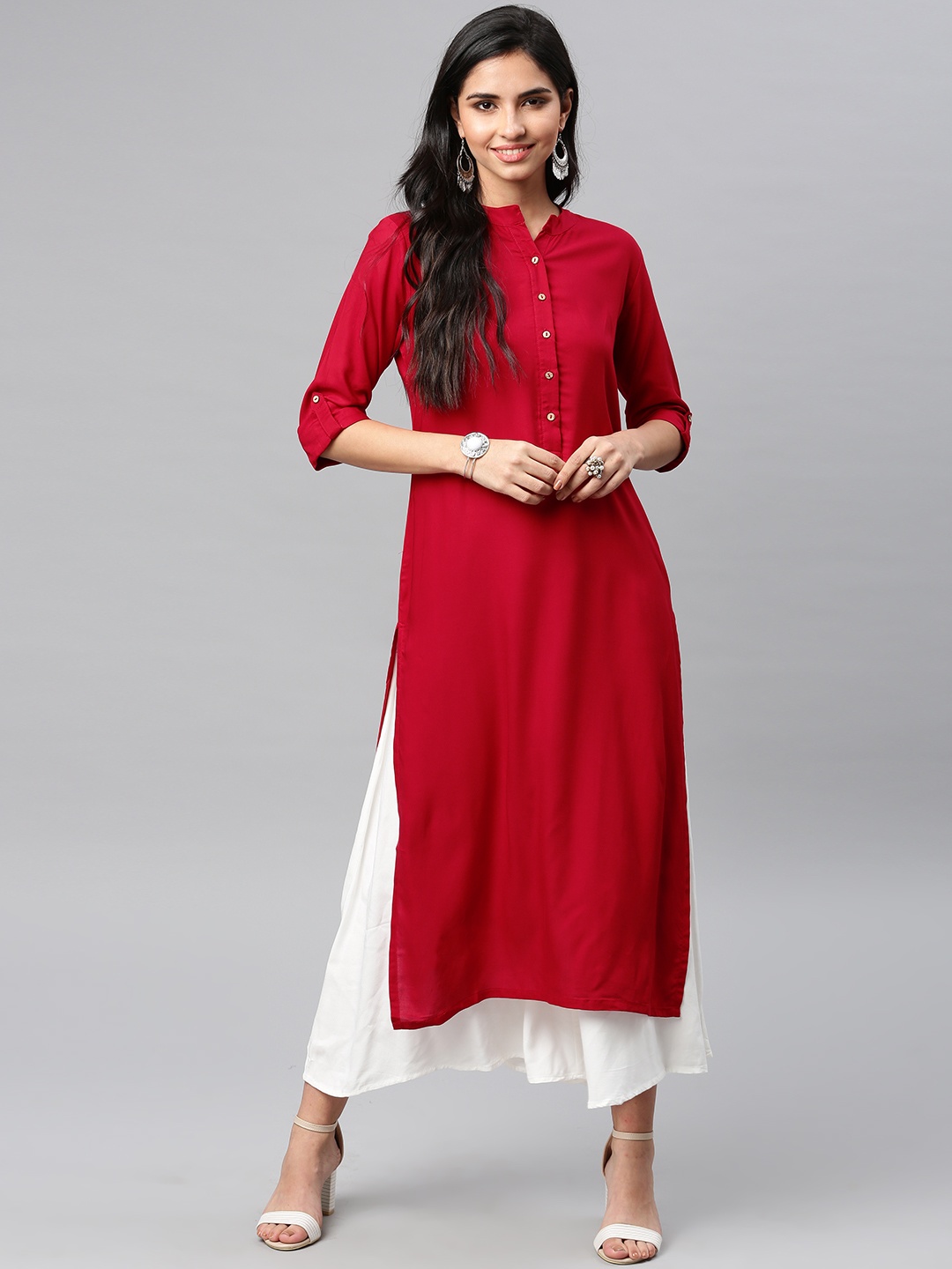 

Vishudh Women Red Solid Straight Kurta