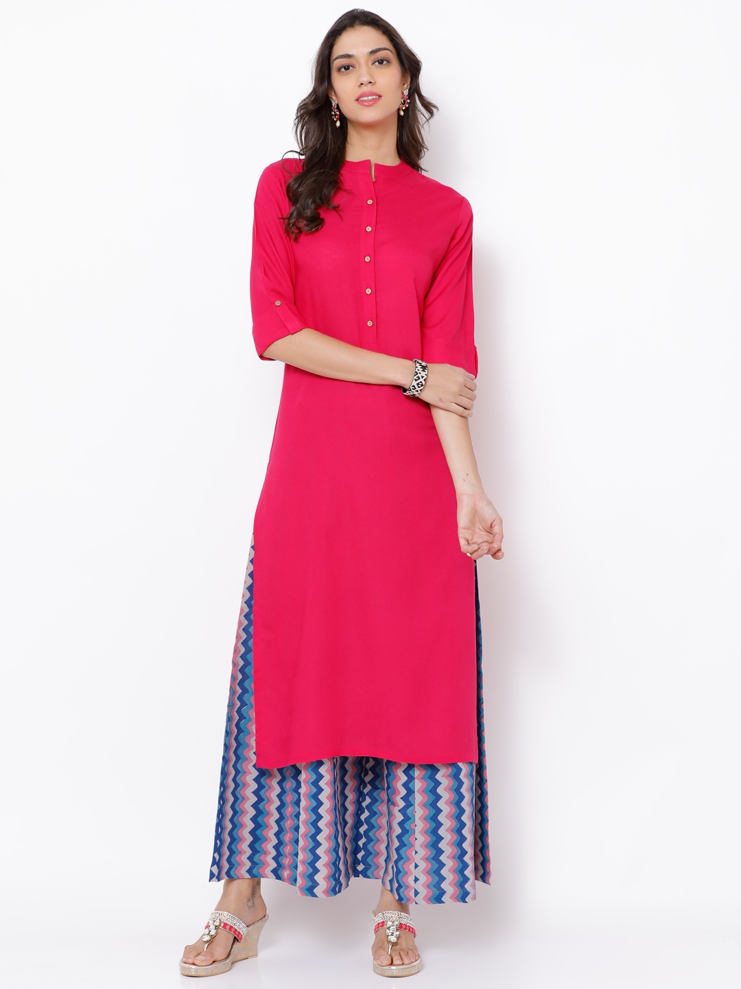 

Vishudh Women Pink Solid Straight Kurta