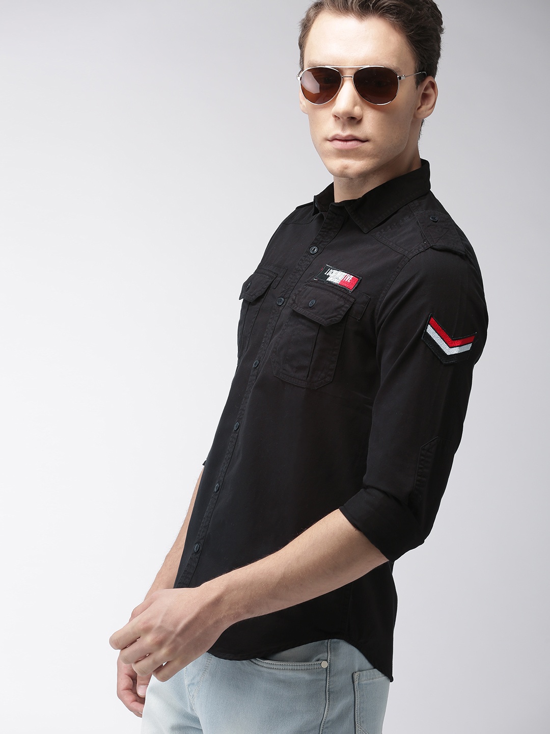

LOCOMOTIVE Men Black Slim Fit Solid Casual Shirt