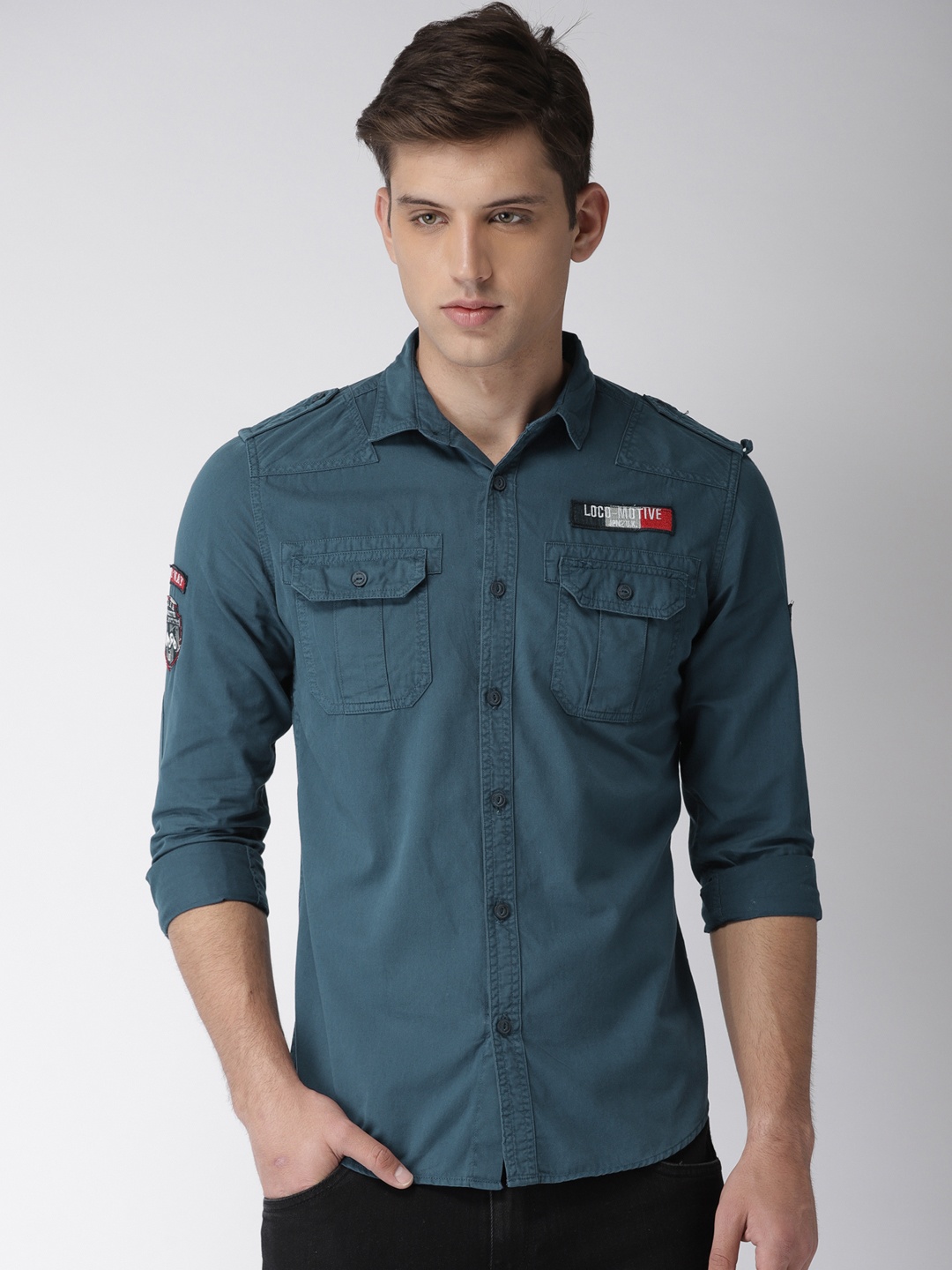 

LOCOMOTIVE Men Blue Slim Fit Solid Casual Shirt