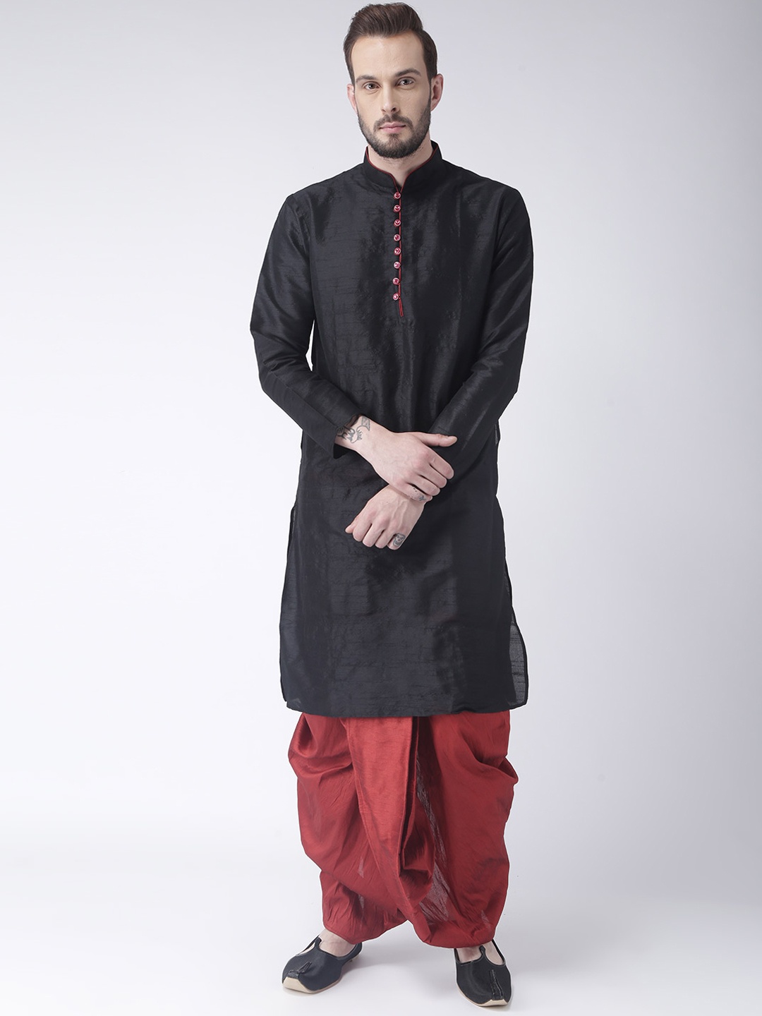 

Hangup Men Black & Maroon Solid Kurta with Dhoti Pants