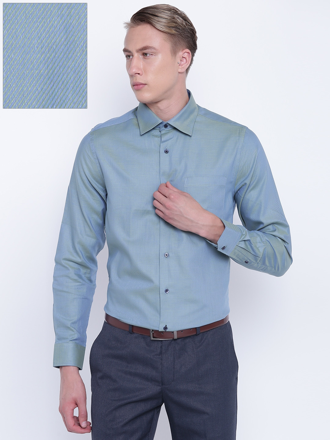 

Blackberrys Men Blue Slim Fit Striped Formal Shirt