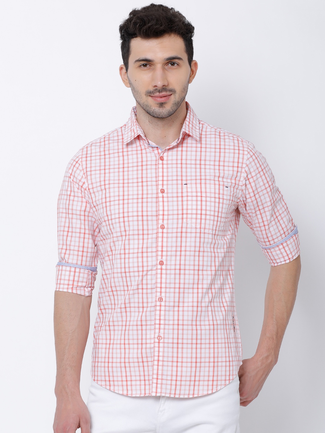 

LOCOMOTIVE Men Peach-Coloured & White Slim Fit Checked Casual Shirt