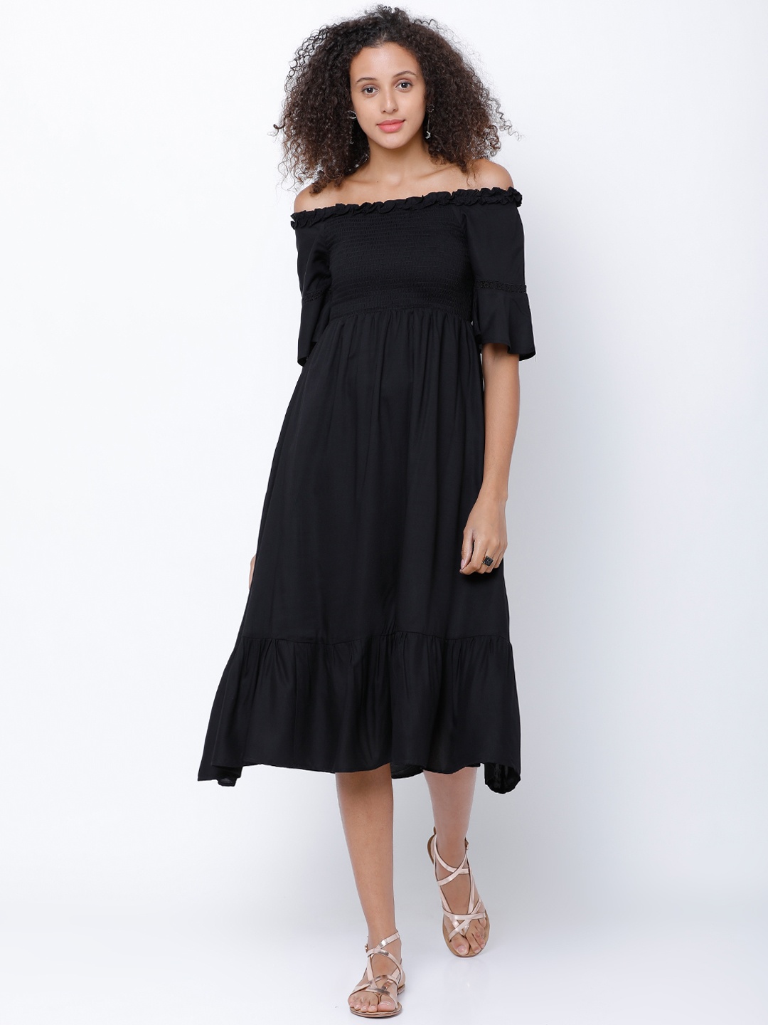 

Tokyo Talkies Women Black Solid Fit and Flare Dress