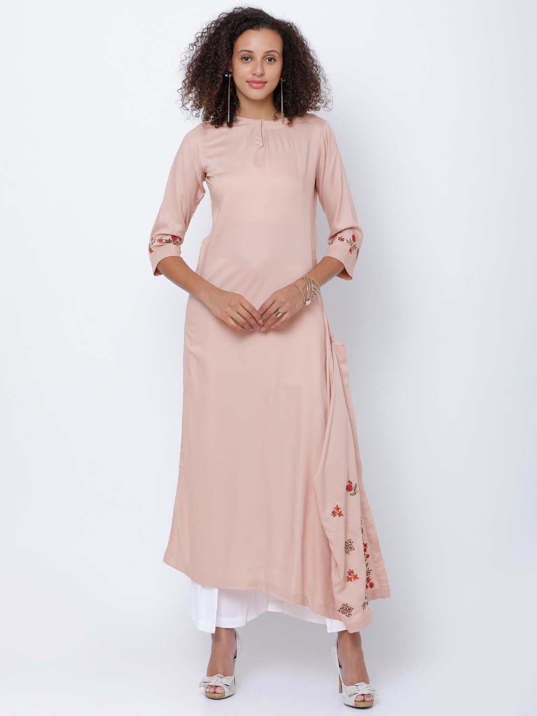 

Vishudh Women Beige Solid A-Line Kurta