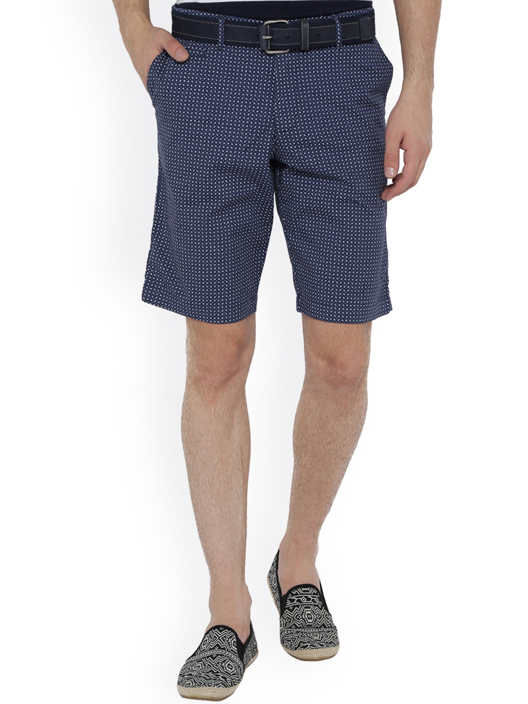 

Van Heusen Sport Men Blue Printed Slim Fit Regular Shorts
