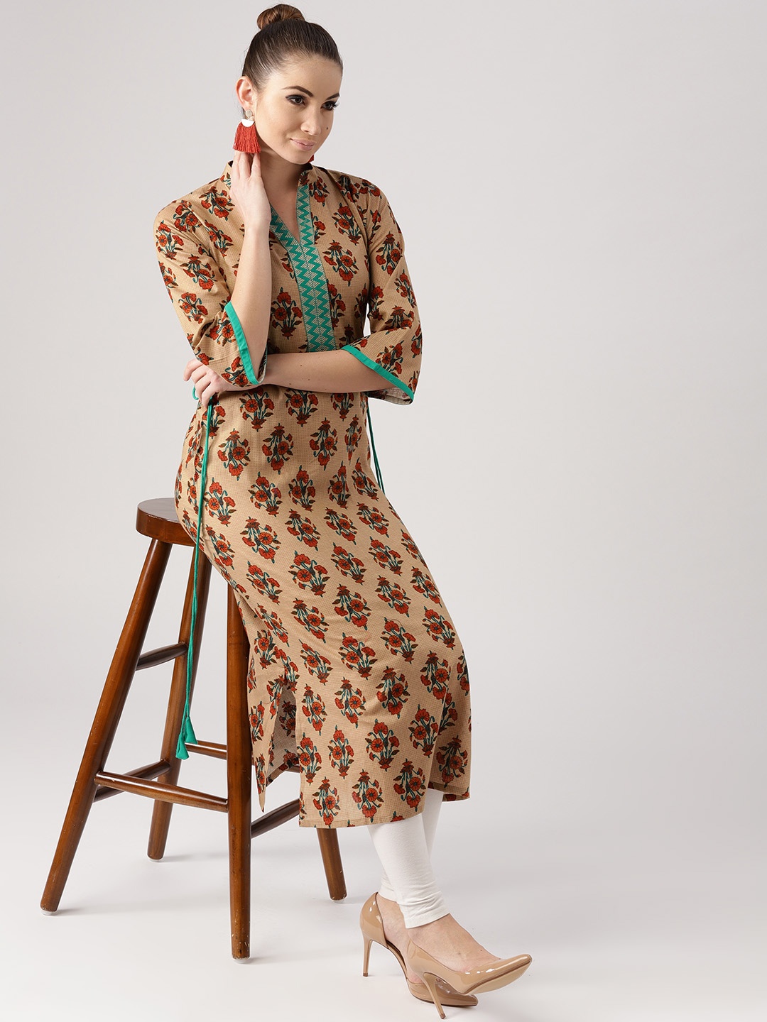 

Libas Women Beige & Brown Printed Straight Kurta