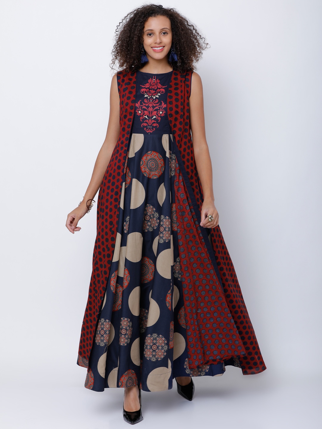 

Vishudh Women Maroon & Navy Blue Printed Anarkali Kurta