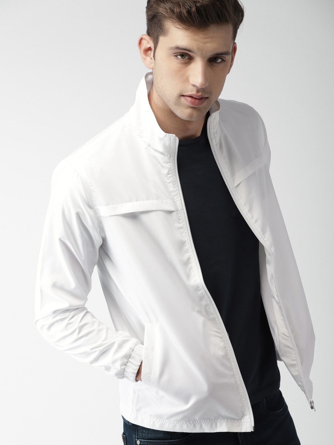 

Mast & Harbour Men White Solid Tailored Jacket