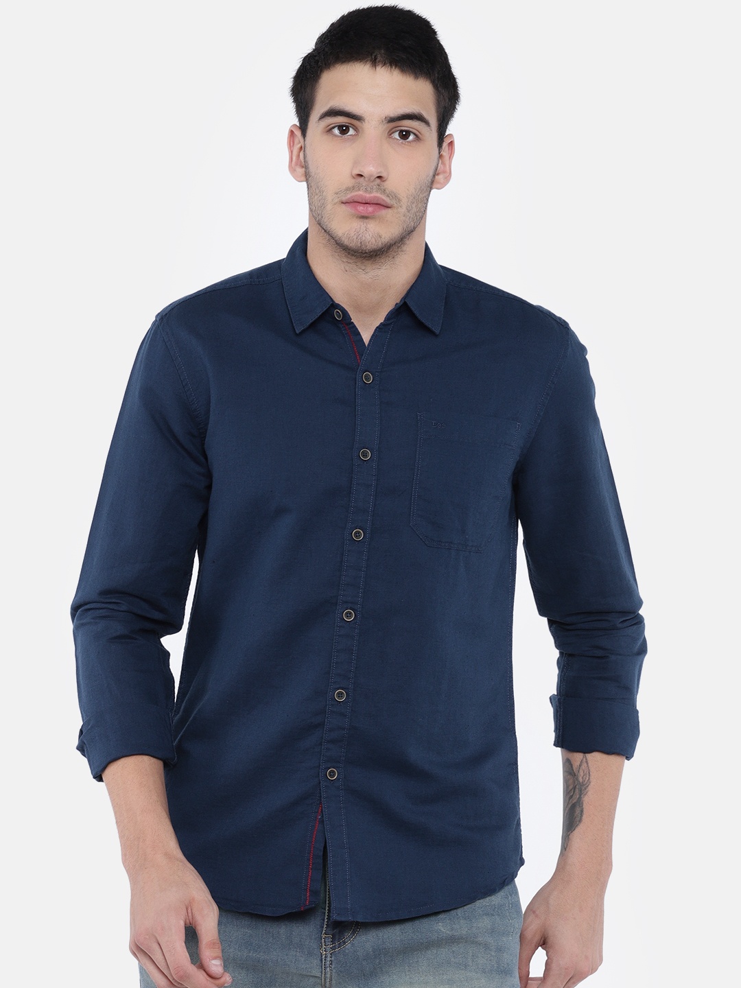 

Lee Men Navy Blue Slim Fit Solid Linen Casual Shirt