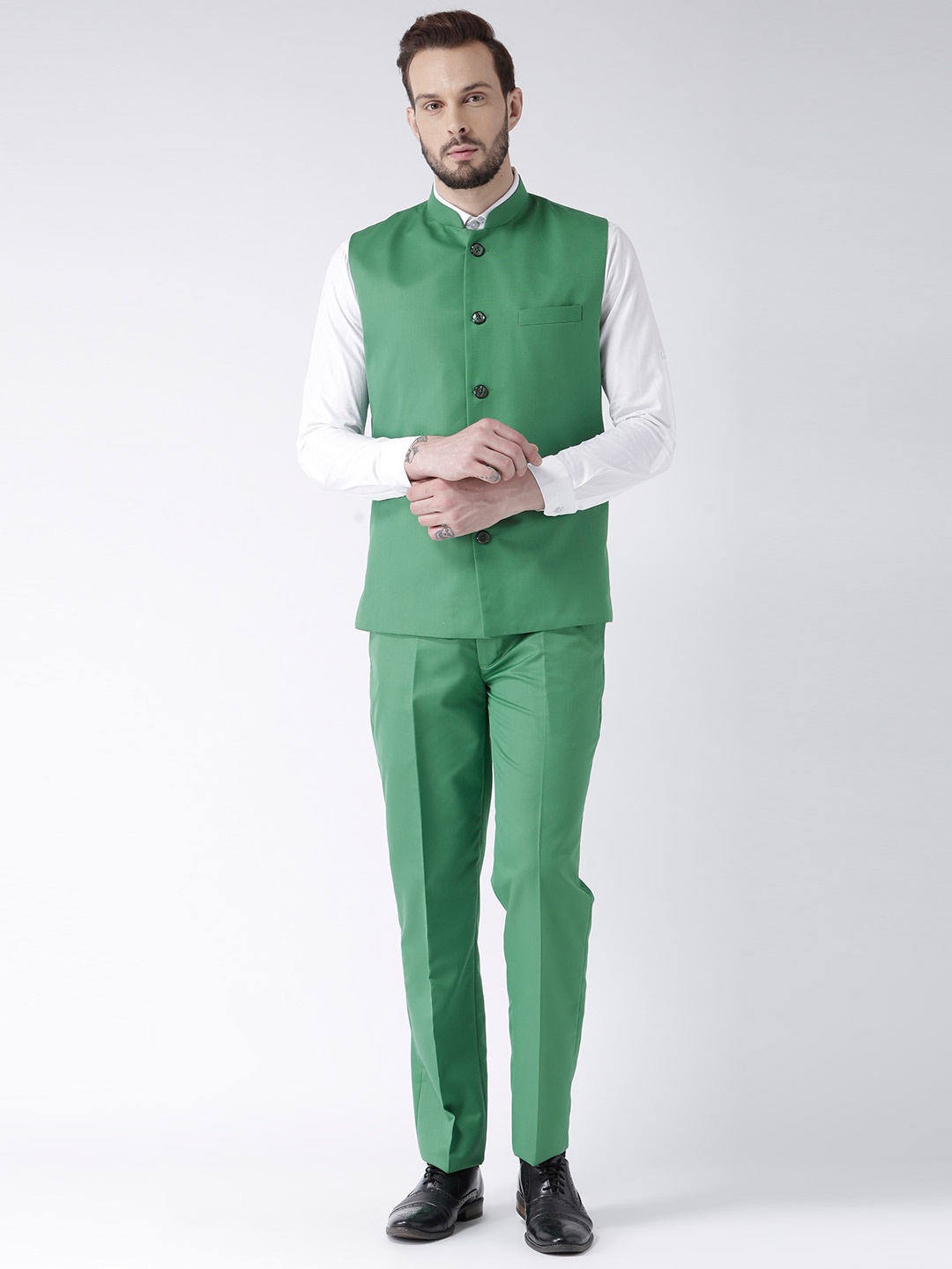 

Hangup Men Green Regular Fit Bandhgala Suit