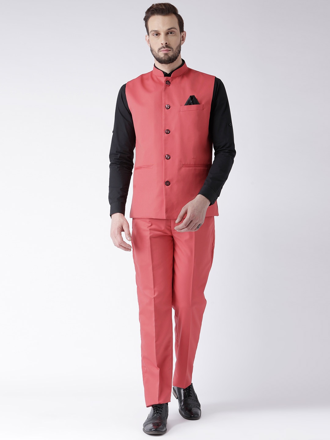 

Hangup Men Red Regular Fit Suit