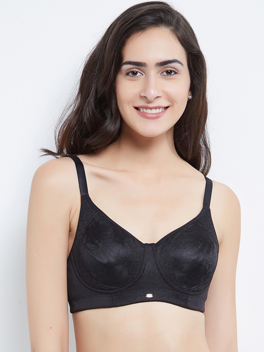 

Soie Black Solid Non-Wired Non Padded T-shirt Bra CB-326BLACK