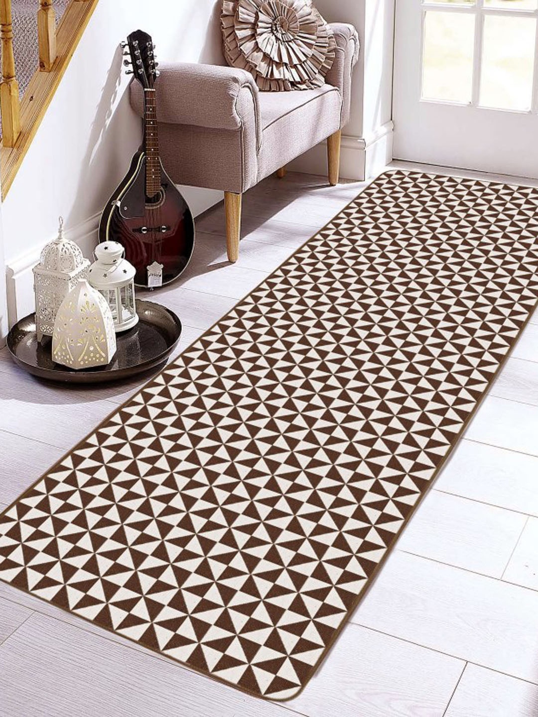 

Saral Home Brown & Beige Geometric Print Runner