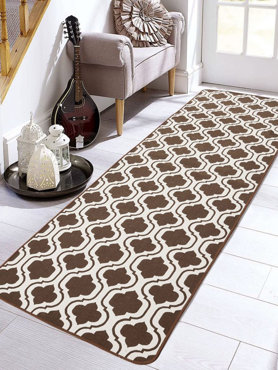 

Saral Home Brown & Beige Geometric Print Carpet