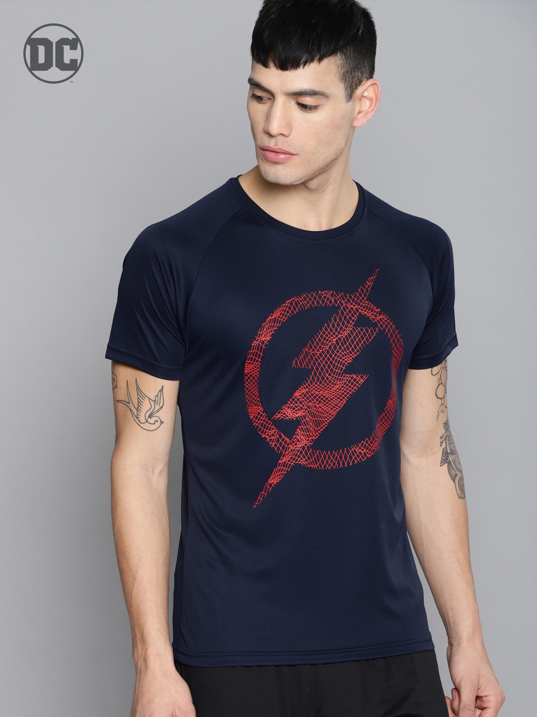 

Justice League Men Navy Blue Printed Round Neck T-shirt