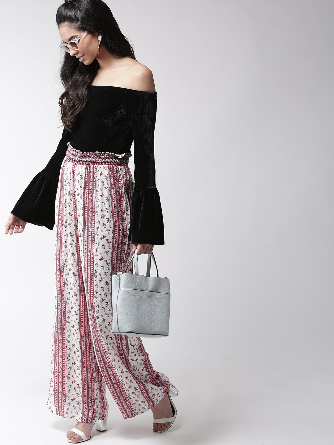 

FOREVER 21 Women White & Pink Floral Print Parallel Trousers