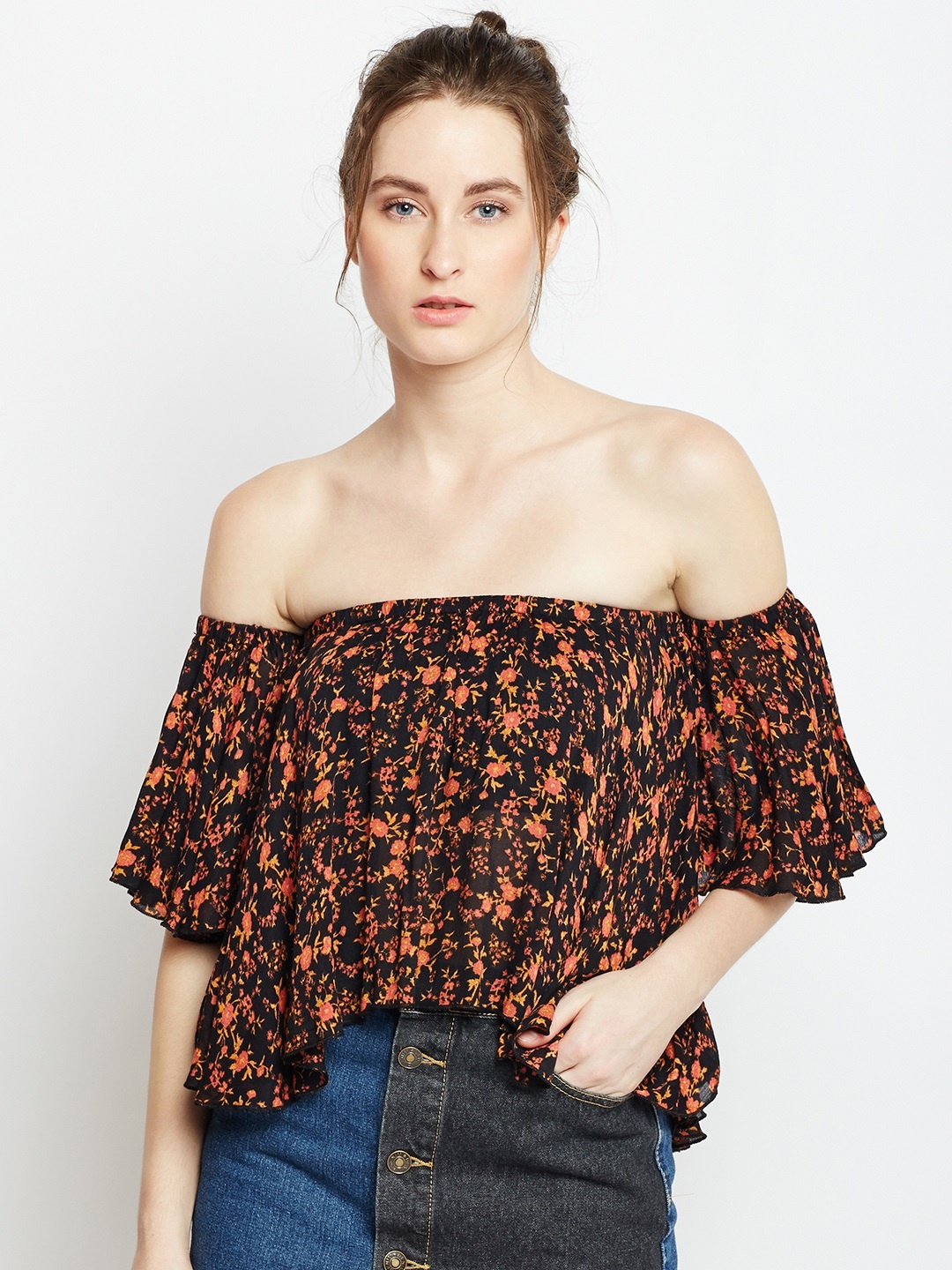 

Berrylush Women Black Printed Bardot Top