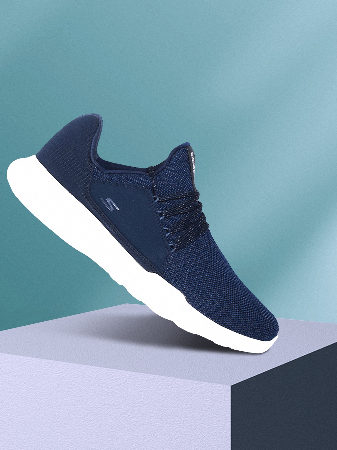 

Skechers Men Navy Blue GO RUN MOJO - VERVE pRunning Shoes