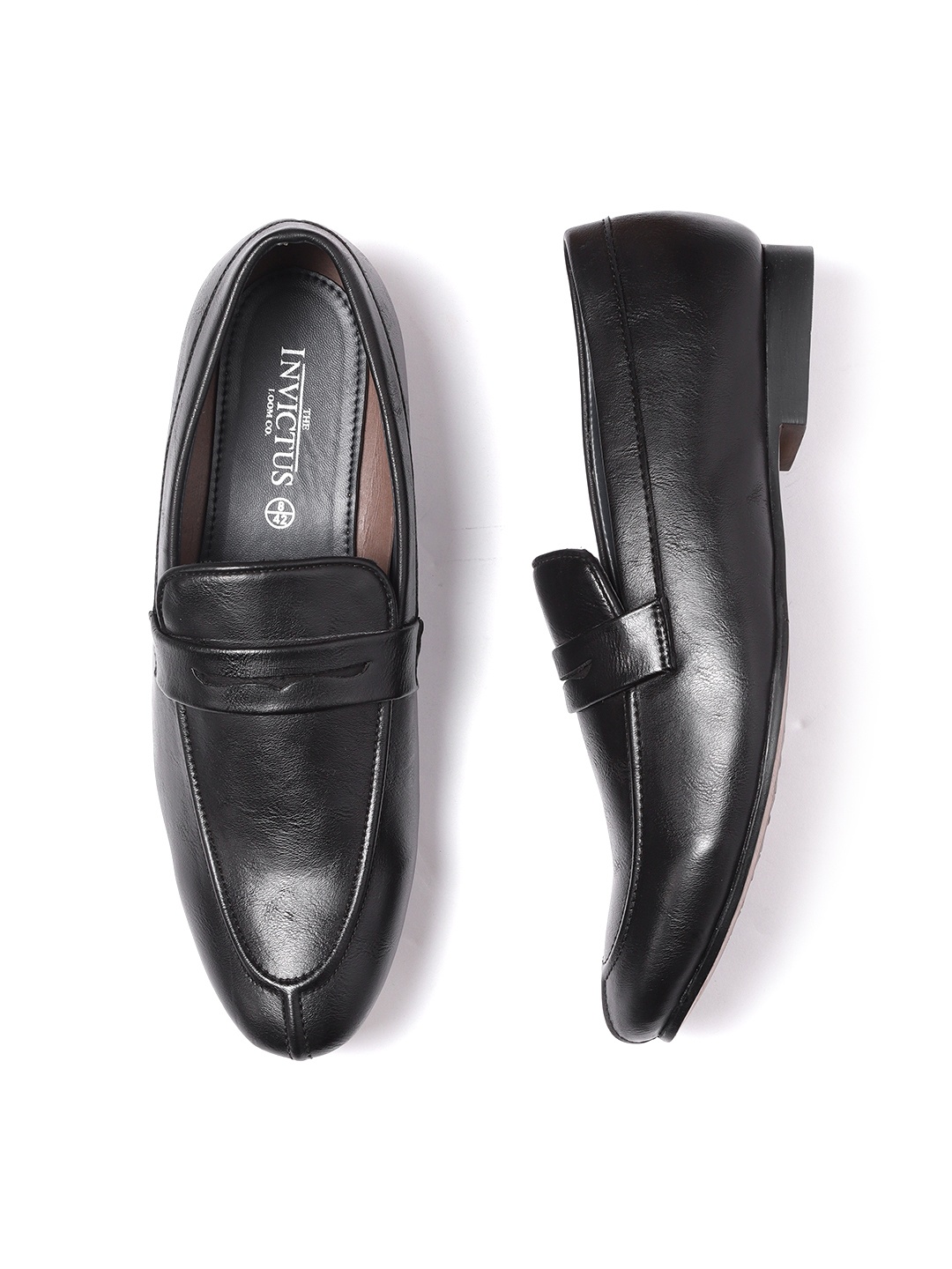 

INVICTUS Men Black Semiformal Slip-Ons