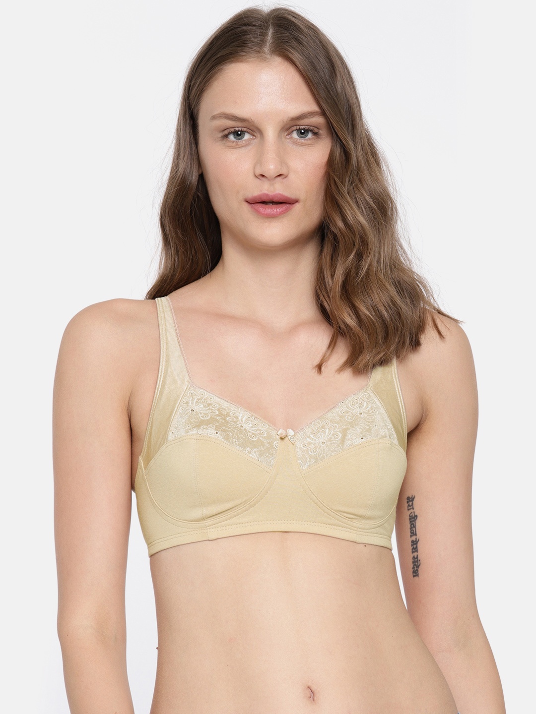 

Enamor Nude-Coloured Solid Non-Wired Non Padded T-shirt Bra A018