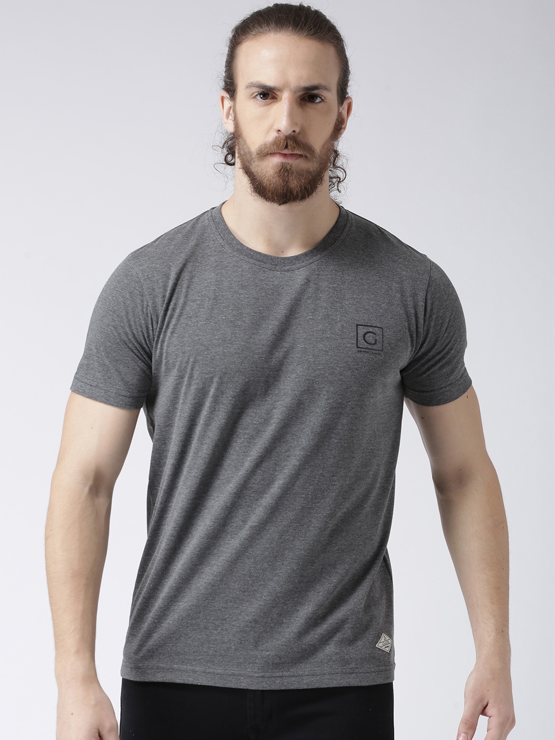 

GRIFFEL Men Charcoal Solid Round Neck T-shirt