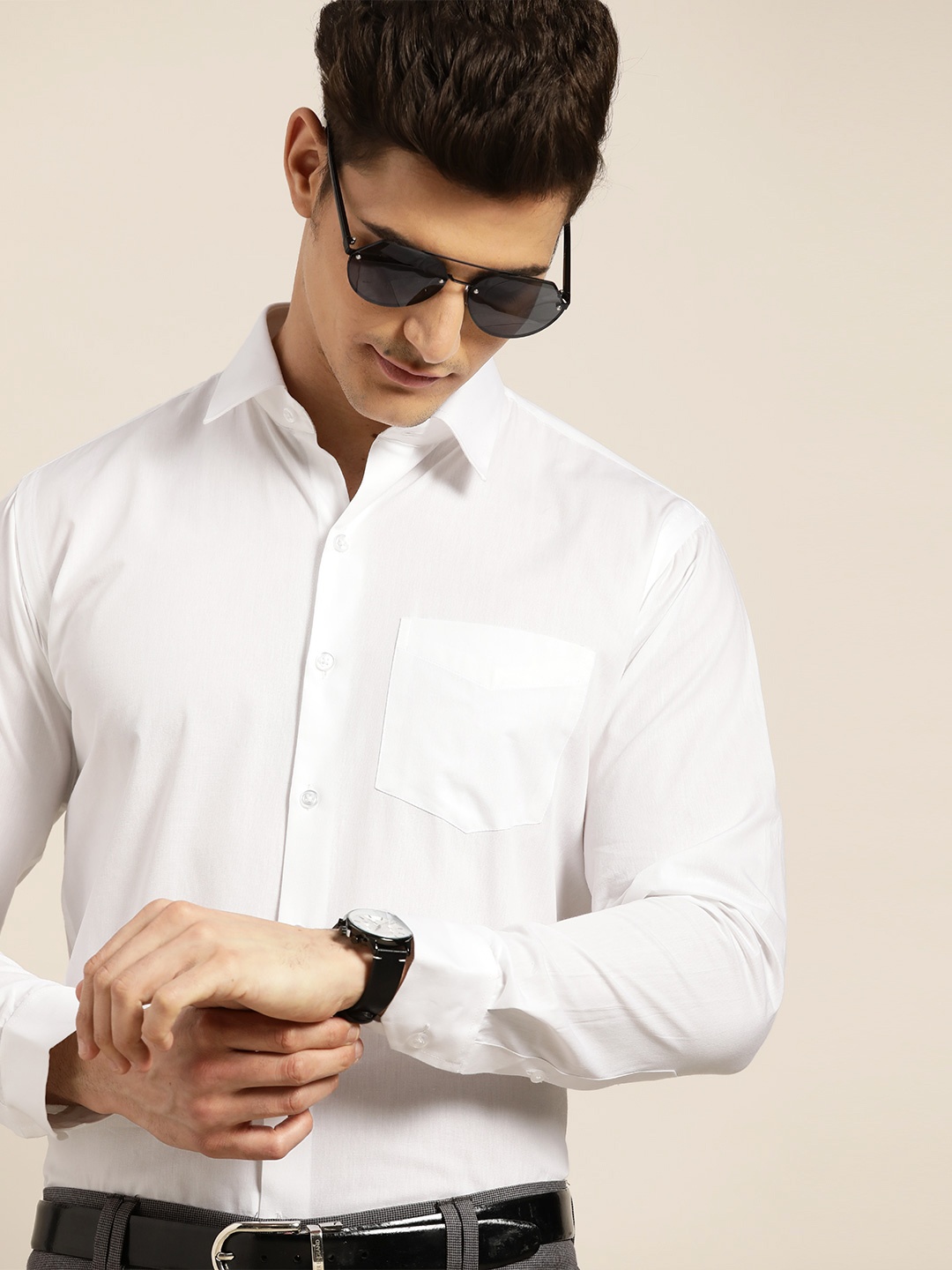 

Hancock Men White Solid Slim Fit Pure Cotton Formal Shirt