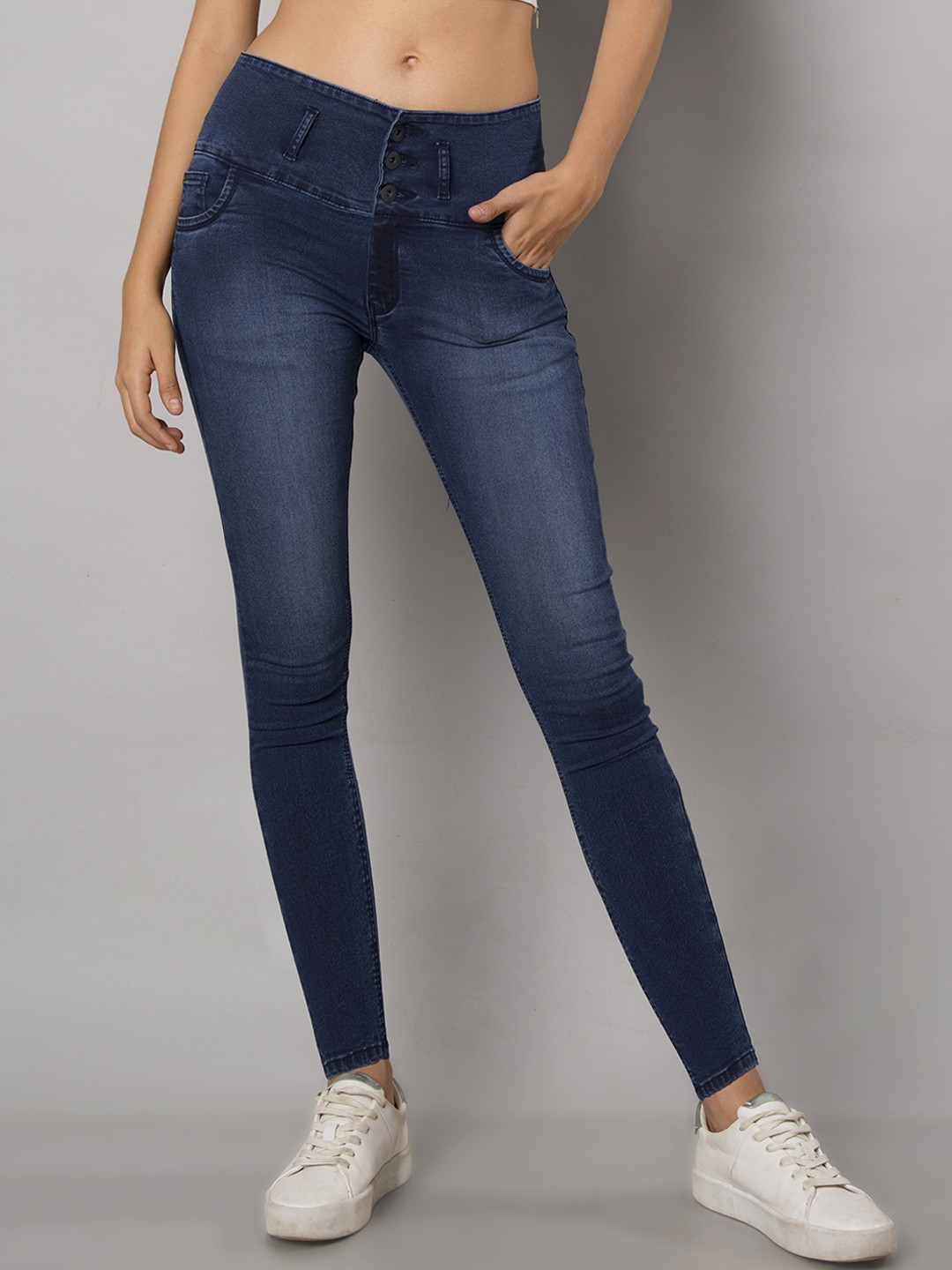 

FabAlley Women Blue Skinny Fit High-Rise Clean Look Stretchable Jeans