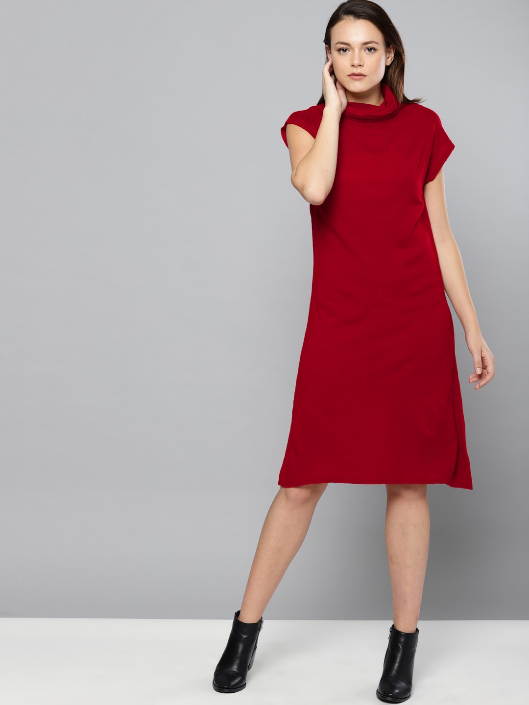 

Chemistry Women Red Solid Jumper Dress