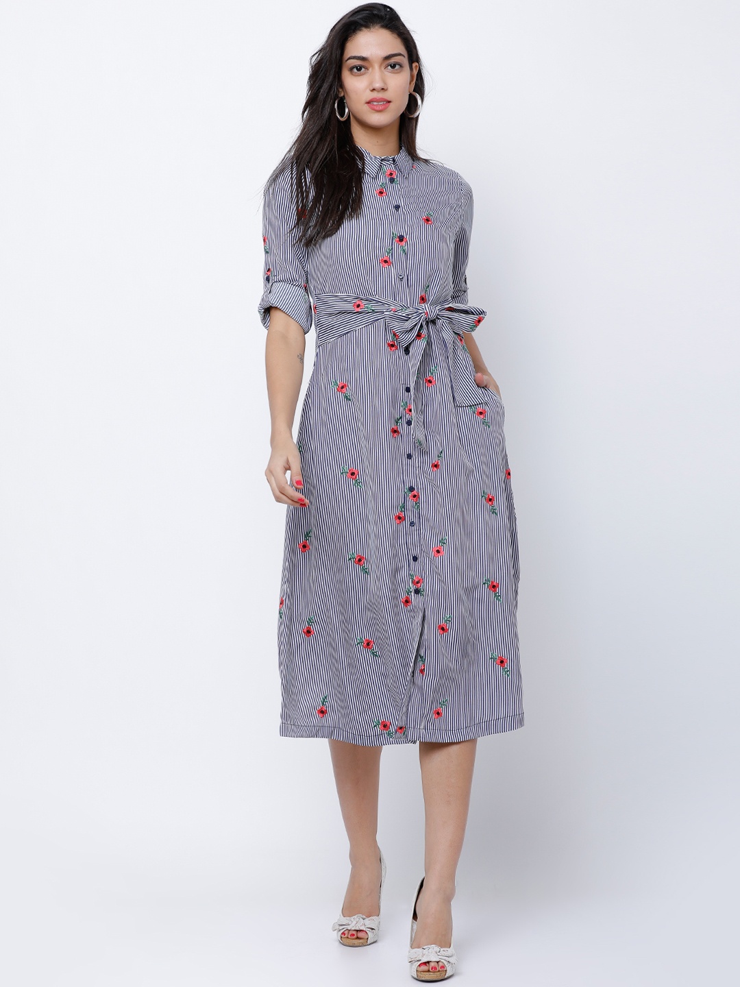 

Tokyo Talkies Women Navy Blue Printed Shirt Dress