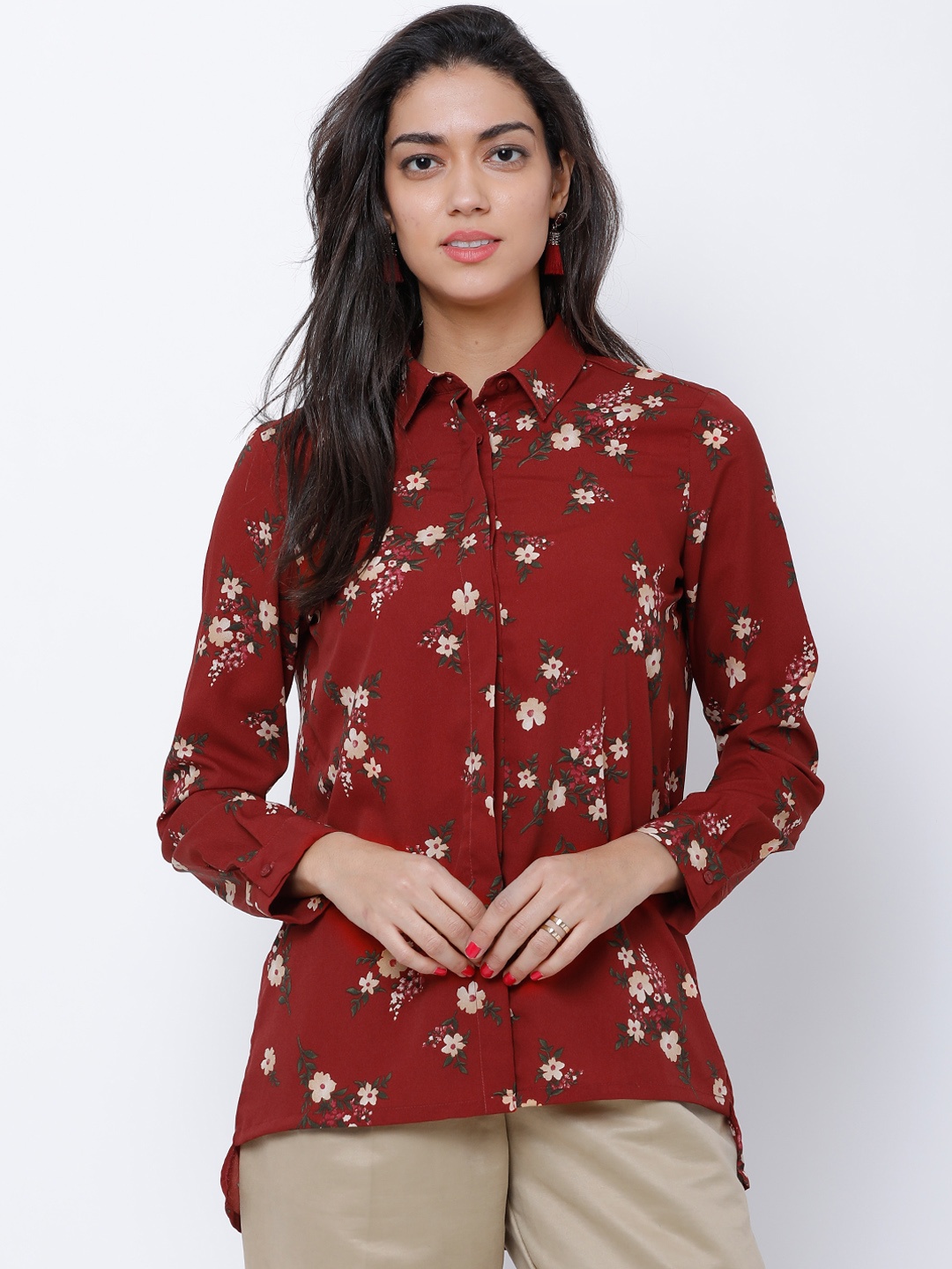 

Tokyo Talkies Women Maroon Regular Fit Printed Casual Shirt