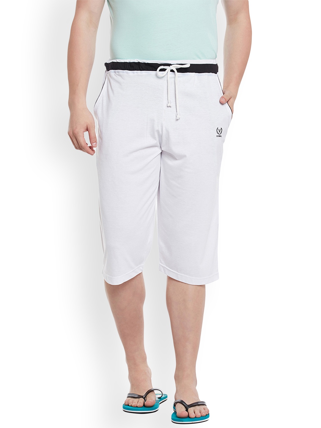 

VIMAL JONNEY Men White Solid Lounge Shorts C8-WHITE001