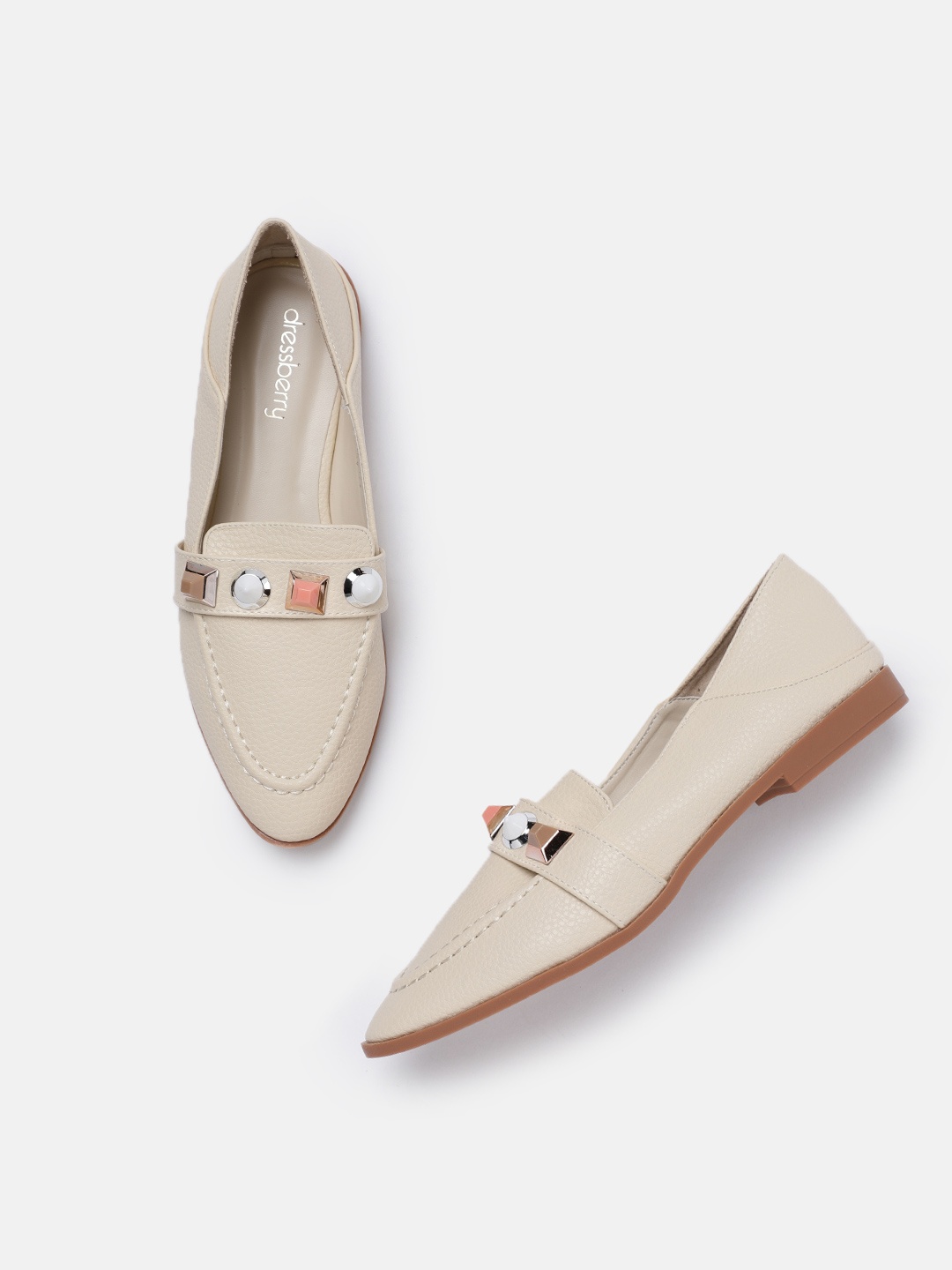 

DressBerry Women White Solid Synthetic Flats