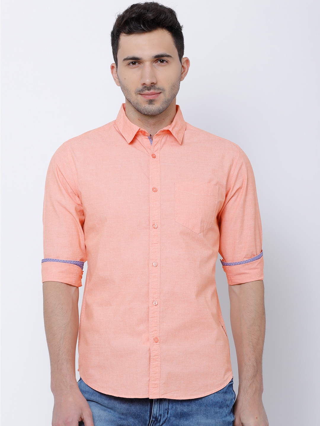 

LOCOMOTIVE Men Peach-Coloured Slim Fit Solid Casual Shirt