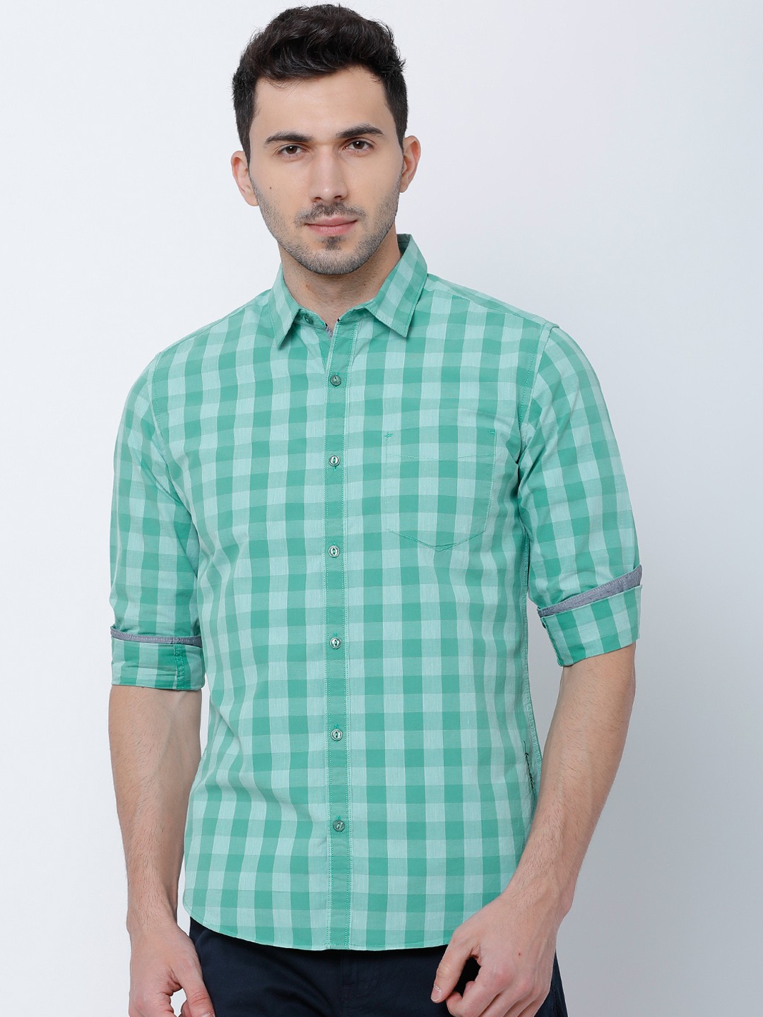 

LOCOMOTIVE Men Green Slim Fit Checked Casual Shirt