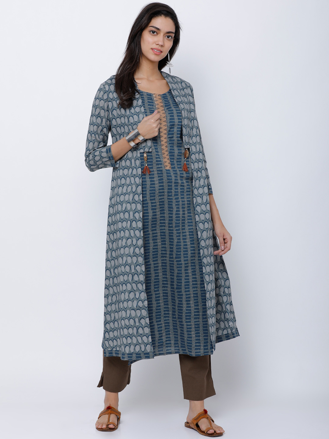 

Vishudh Women Grey & Blue Printed A-Line Kurta