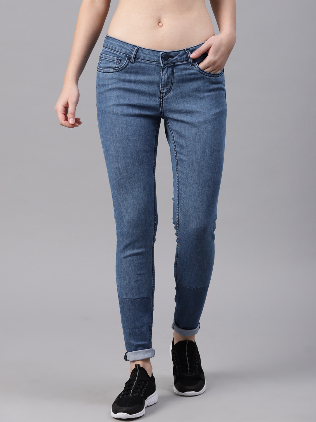 

HRX by Hrithik Roshan Women Blue Skinny Fit Mid-Rise Clean Look Jeans