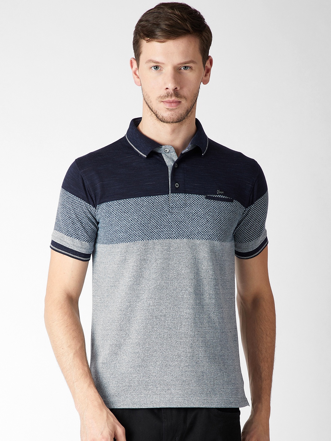 

Okane Men Grey Colourblocked Polo Collar T-shirt