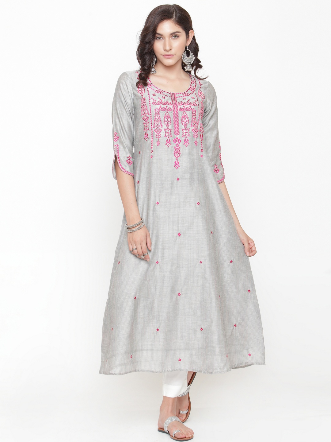 

Varanga Women Grey & White Embroidered Kurta with Trousers