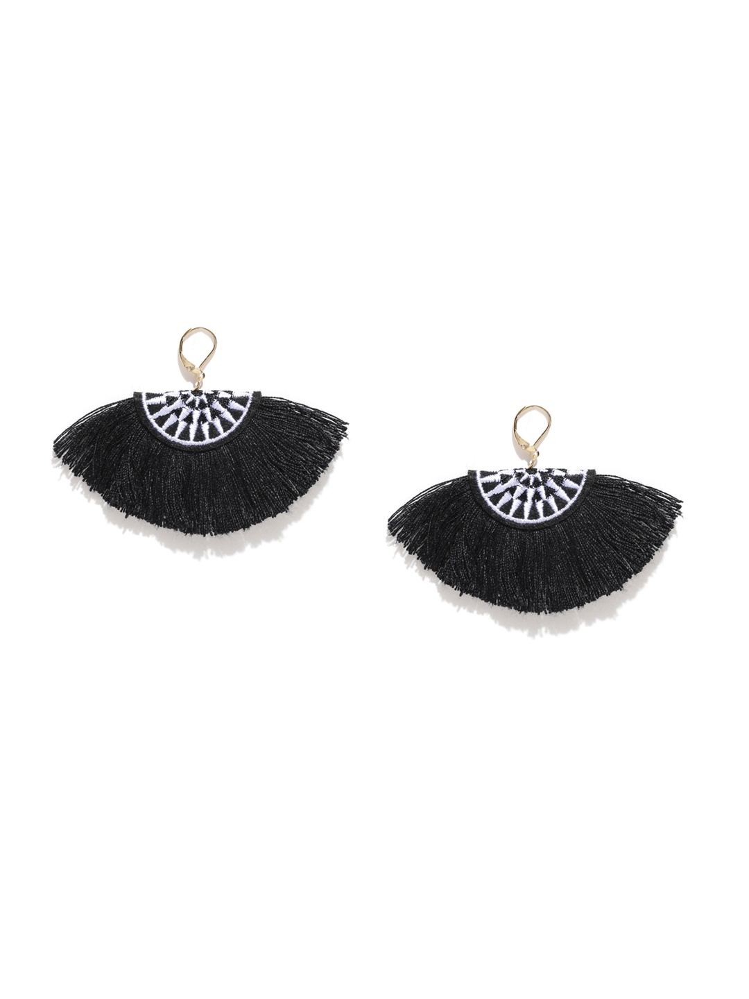 

OOMPH Gold-Toned & Black Crescent Shaped Drop Earrings