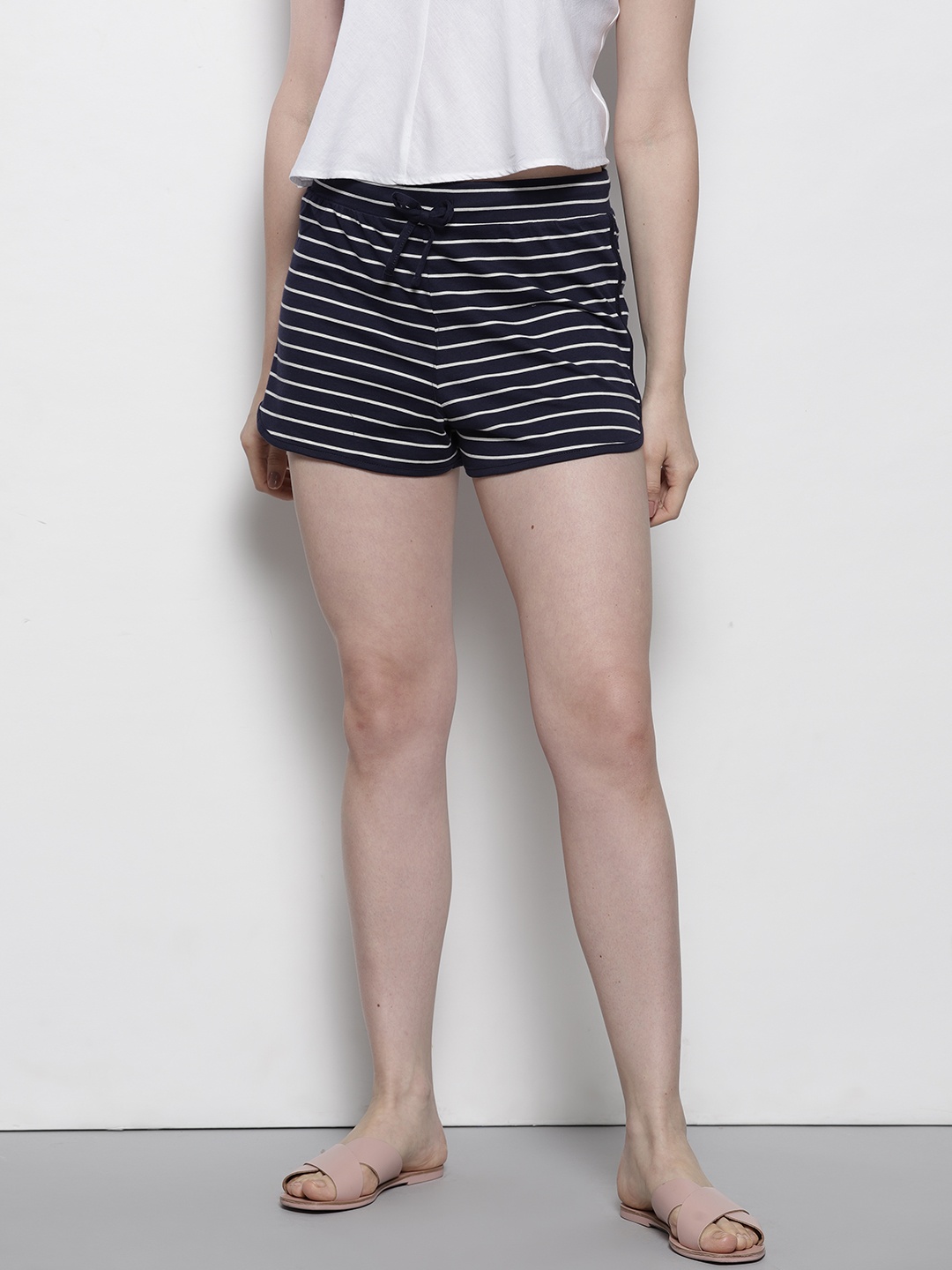 

DOROTHY PERKINS Women Navy Blue Striped Regular Fit Shorts